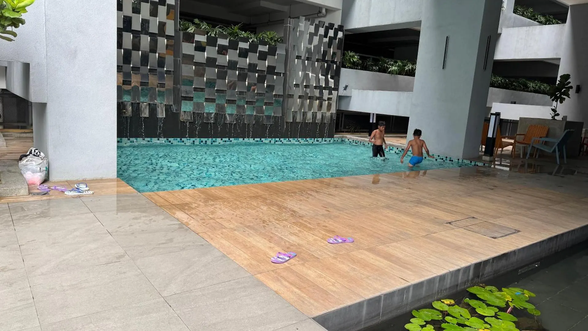 Lägenhet Kuala Lumpur City Nue Suites Entire Condo 2R2B2B 4 Paxs